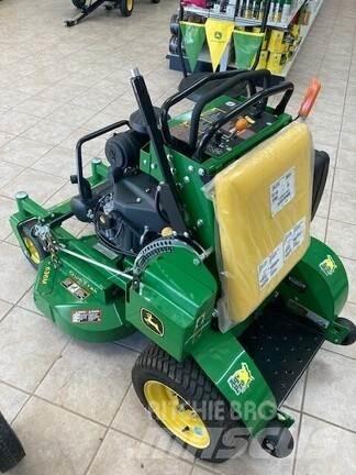 John Deere 636M Reitermäher