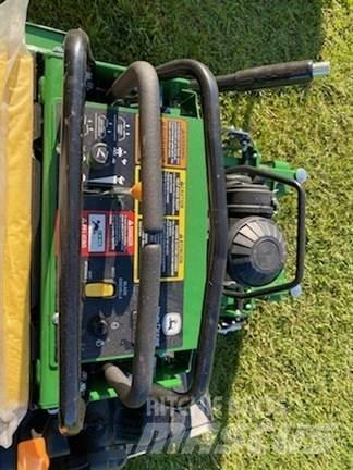 John Deere 636M Reitermäher