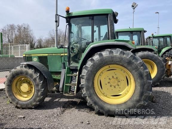 John Deere 6910 Traktoren