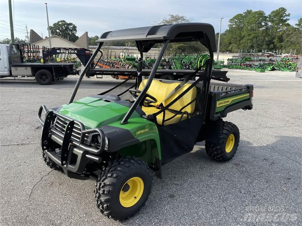 John Deere 815E Arbeitsfahrzeuge