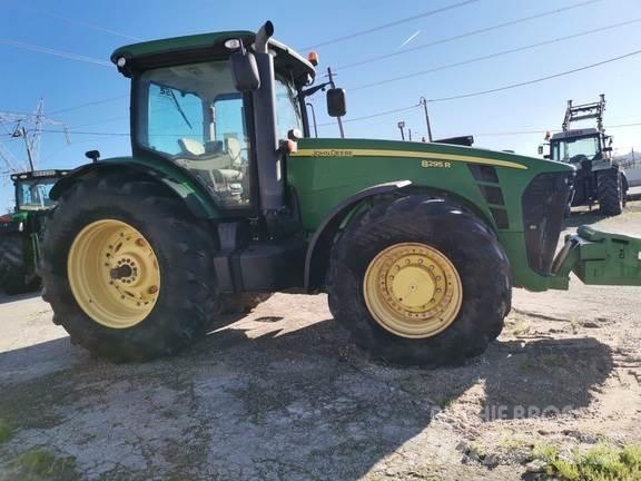 John Deere 8295R Traktoren