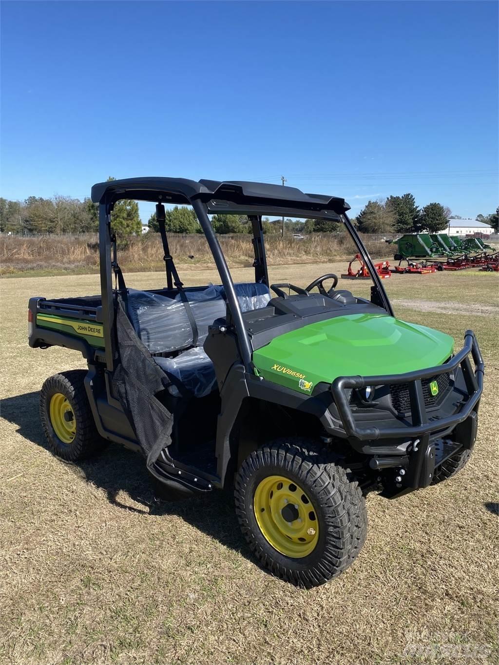John Deere 865M Arbeitsfahrzeuge