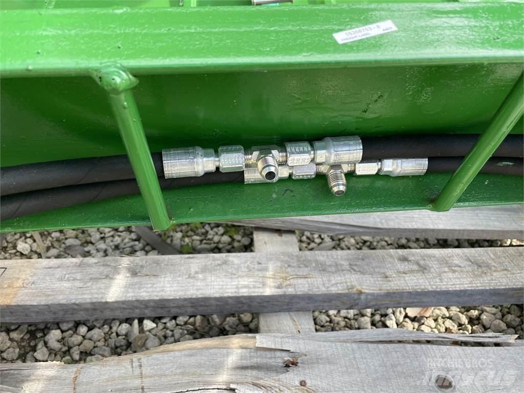 John Deere CR61G Sonstiges Traktorzubehör