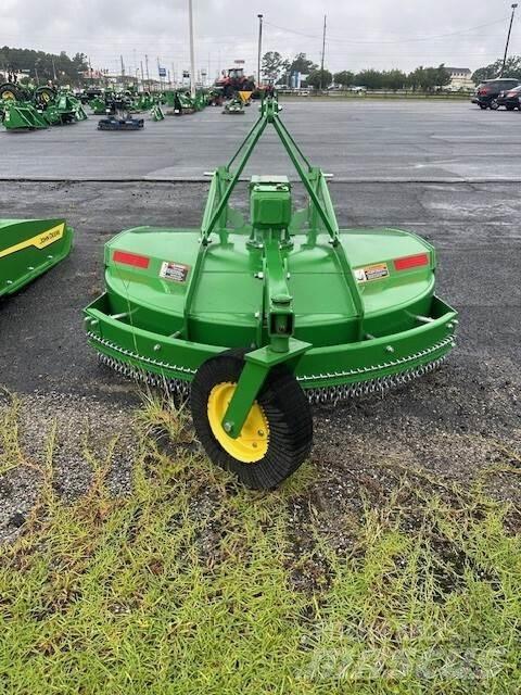 John Deere MX5 Ballenschredder, -schneider und -wickler