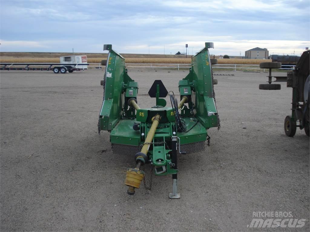 John Deere R15 Ballenschredder, -schneider und -wickler