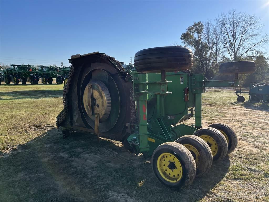 John Deere R15 Ballenschredder, -schneider und -wickler