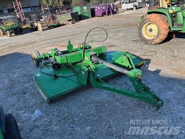John Deere RC8M Ballenschredder, -schneider und -wickler