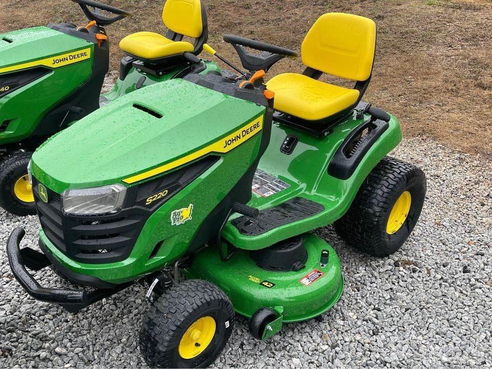 John Deere S220 Kleintraktoren