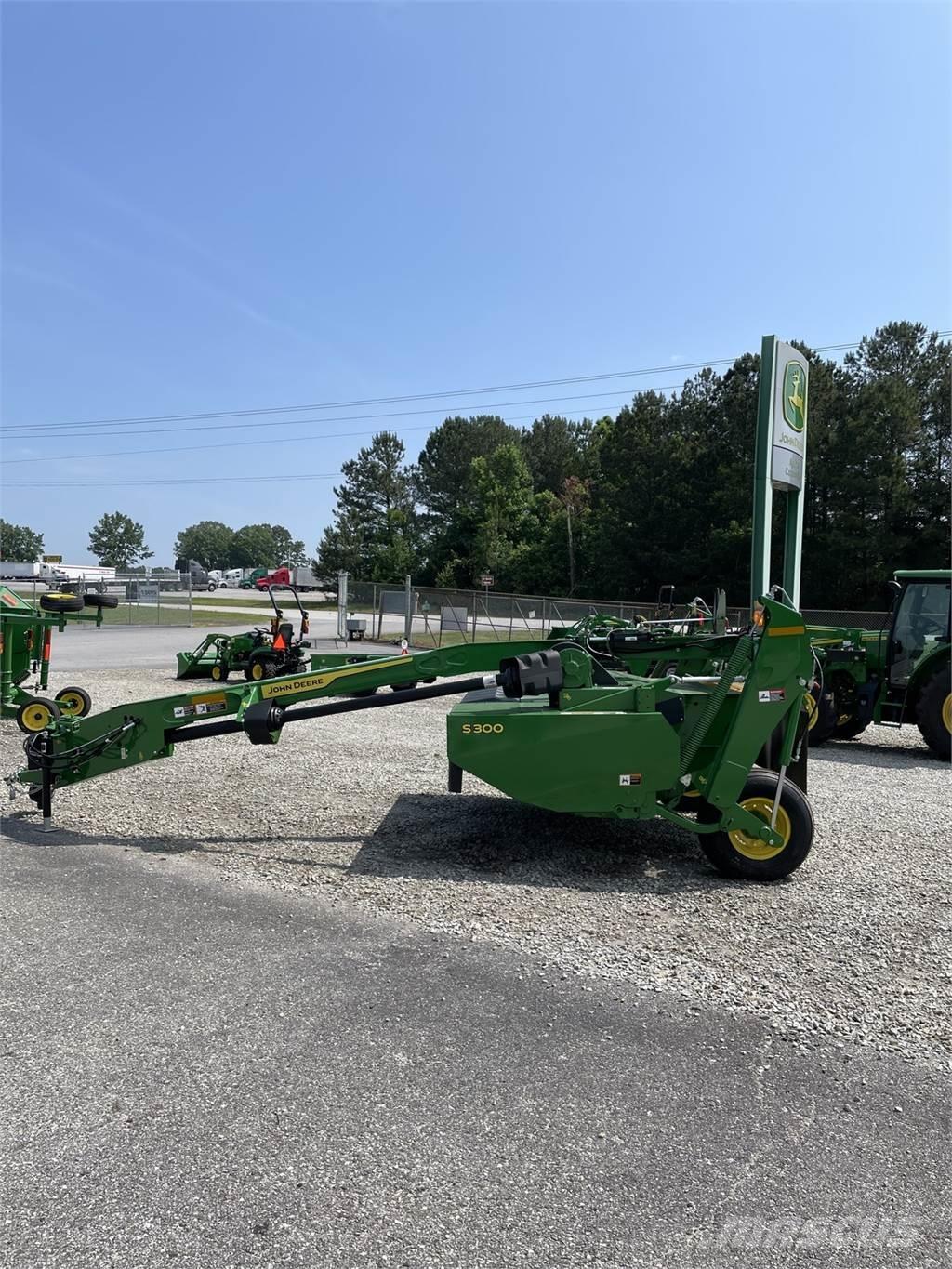 John Deere S300 Mähwerke