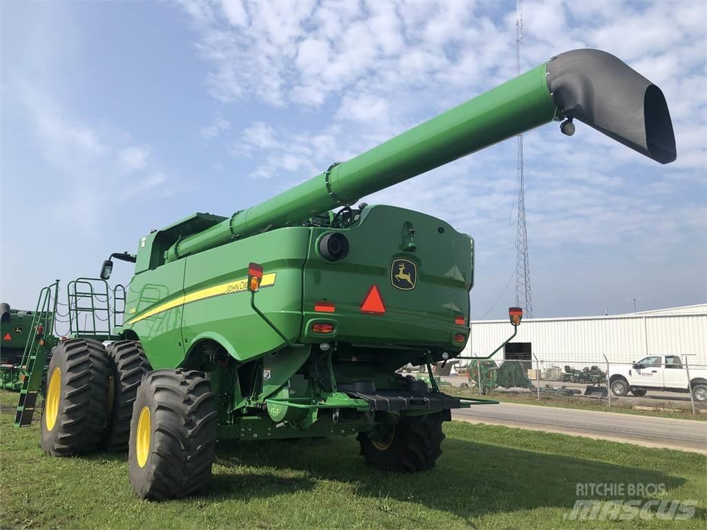 John Deere S780 Mähdrescher