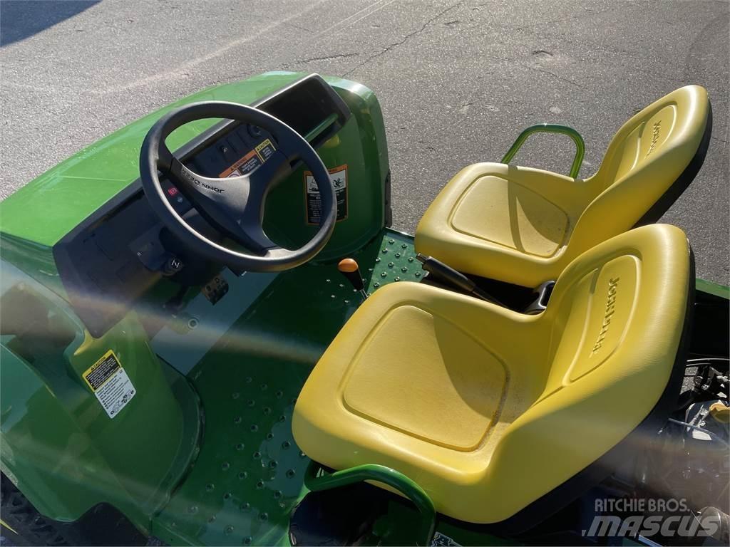 John Deere TX Arbeitsfahrzeuge