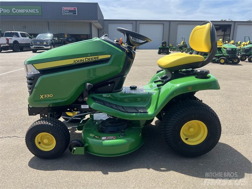 John Deere X330 Kleintraktoren