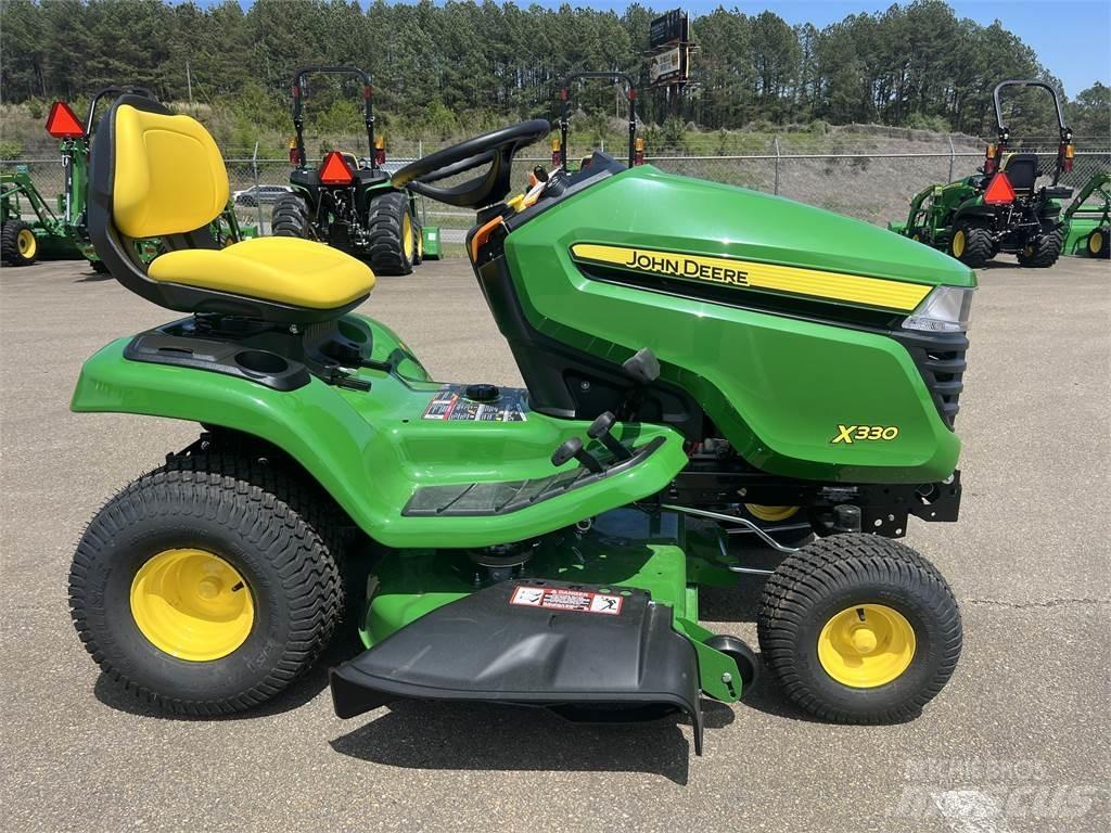 John Deere X330 Kleintraktoren