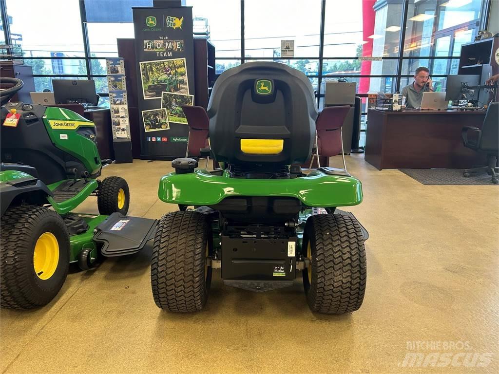 John Deere X330 Kleintraktoren