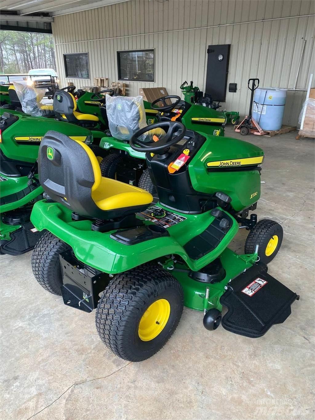 John Deere X330 Kleintraktoren