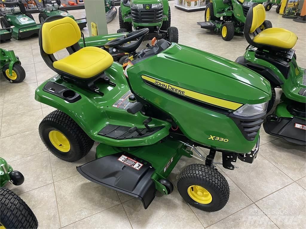 John Deere X330 Kleintraktoren