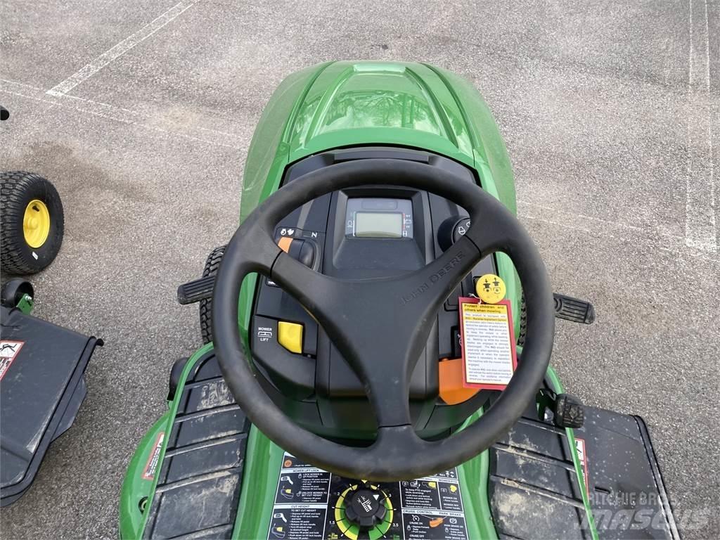 John Deere X330 Kleintraktoren