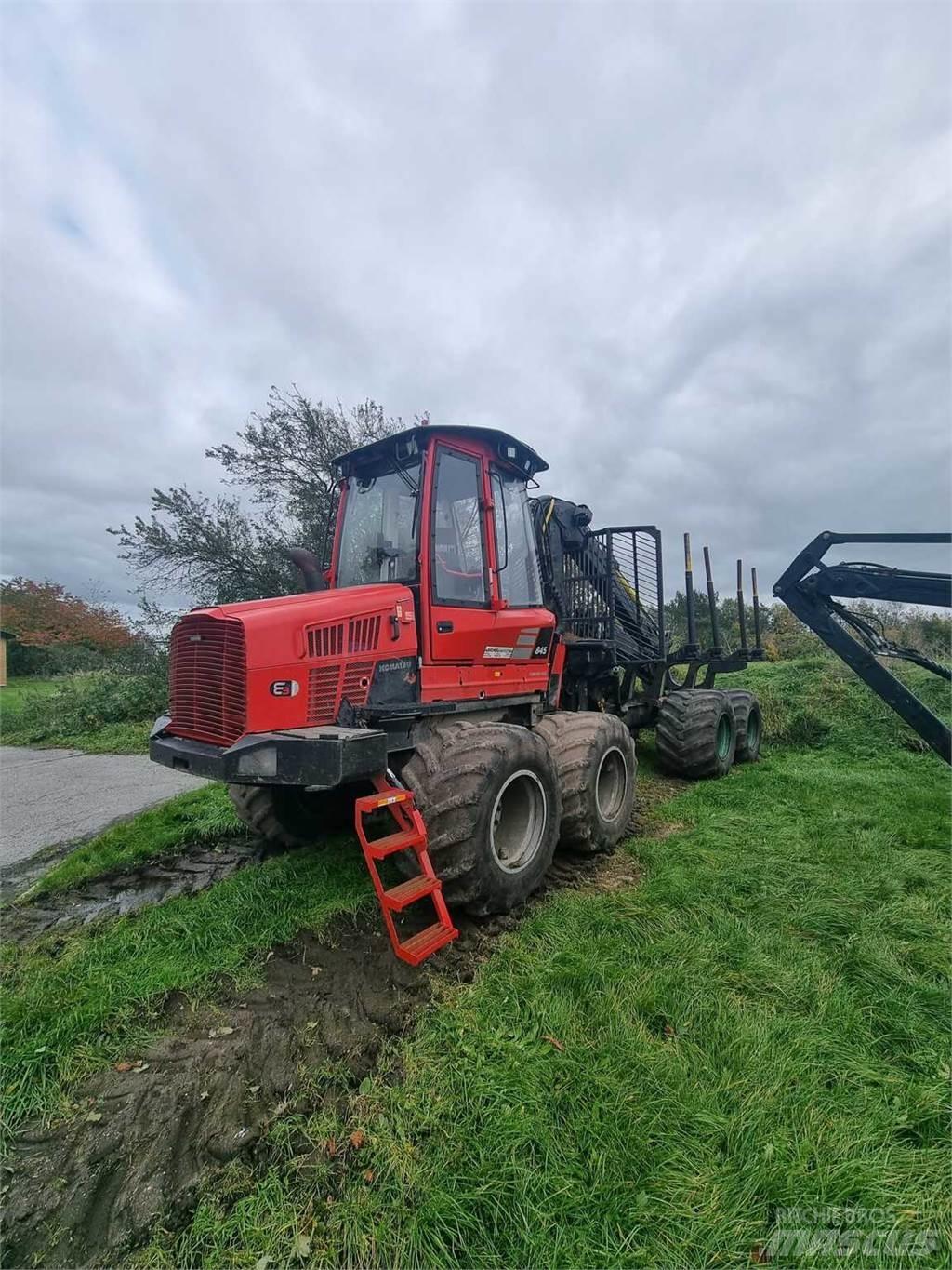 Komatsu 845 Forwarder
