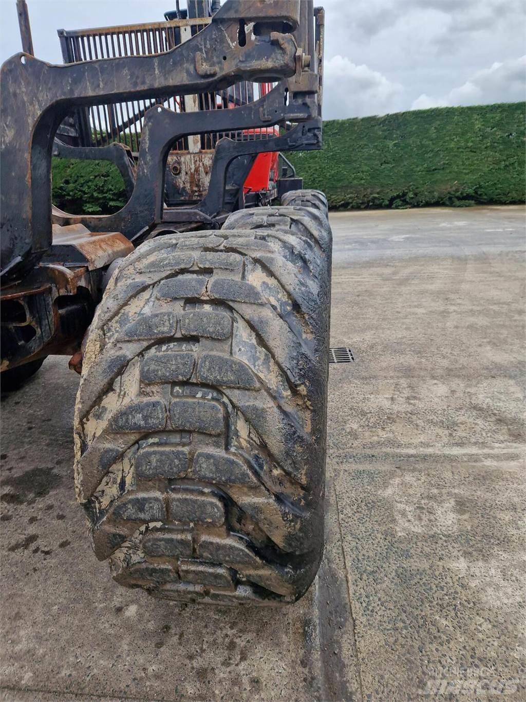 Komatsu 855 Forwarder