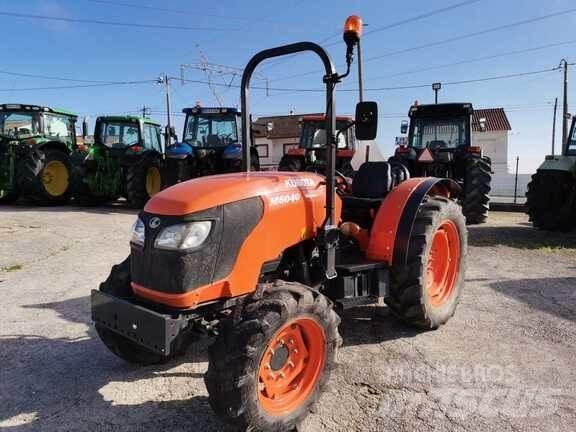 Kubota M 6040 N Traktoren