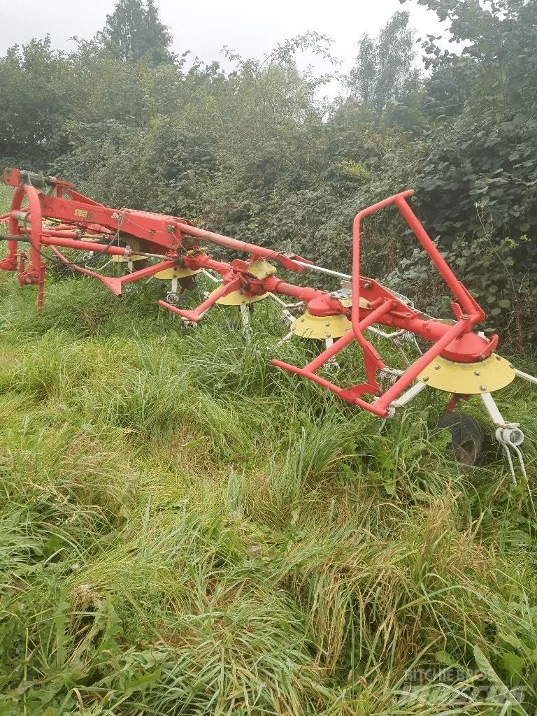 Pöttinger 810N Kreiselheuer/-wender