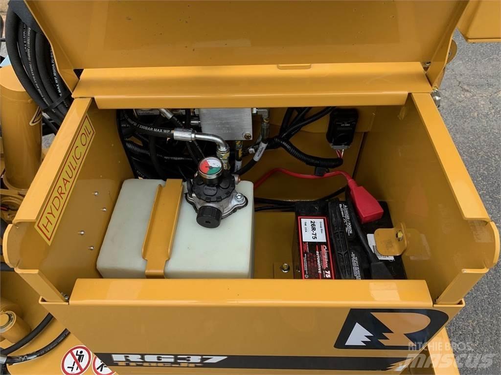 Rayco RG37T Baumstumpffräsen