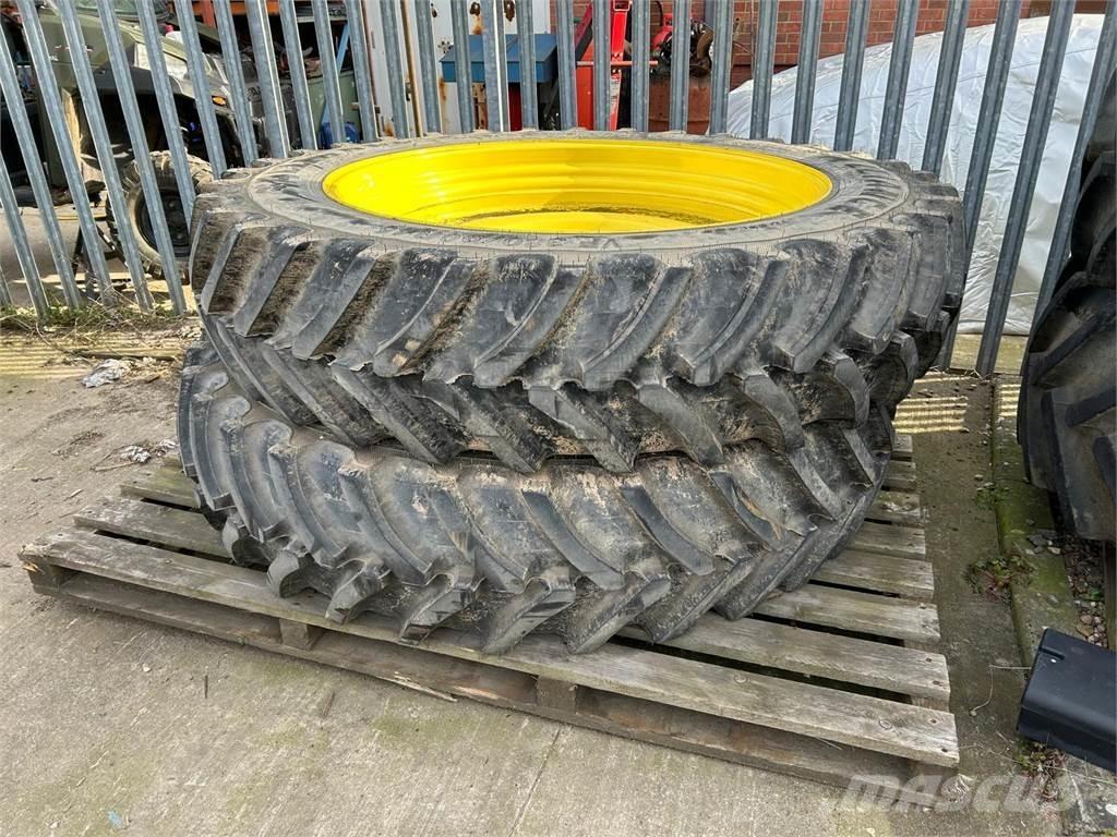 Row Crop Tyres Reifen