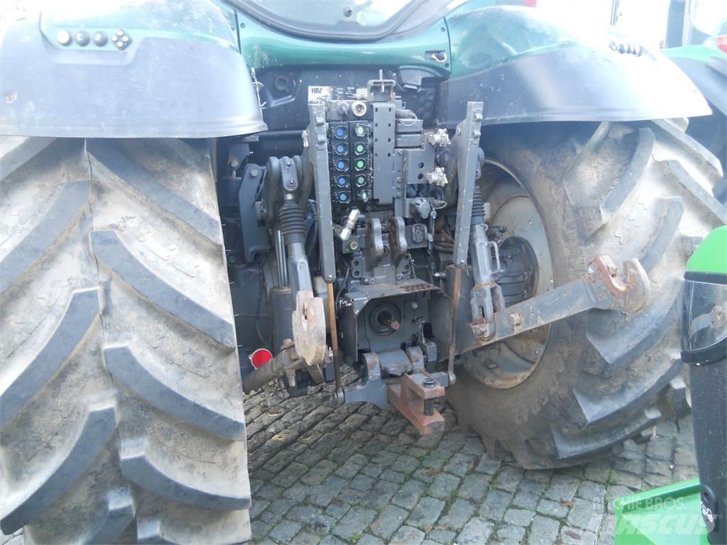 Valtra T174 Traktoren