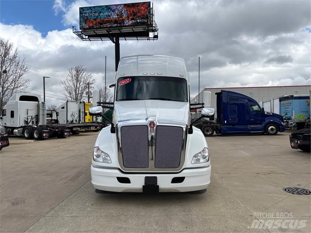 Kenworth T680 Sattelzugmaschinen