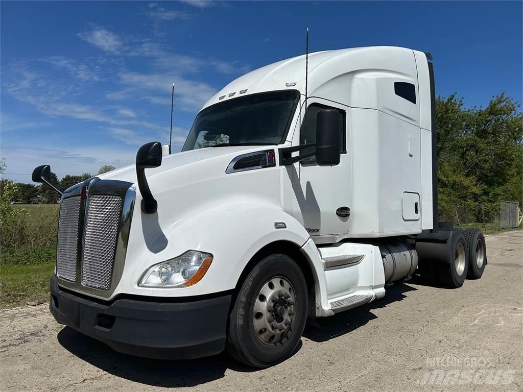 Kenworth T680 Sattelzugmaschinen