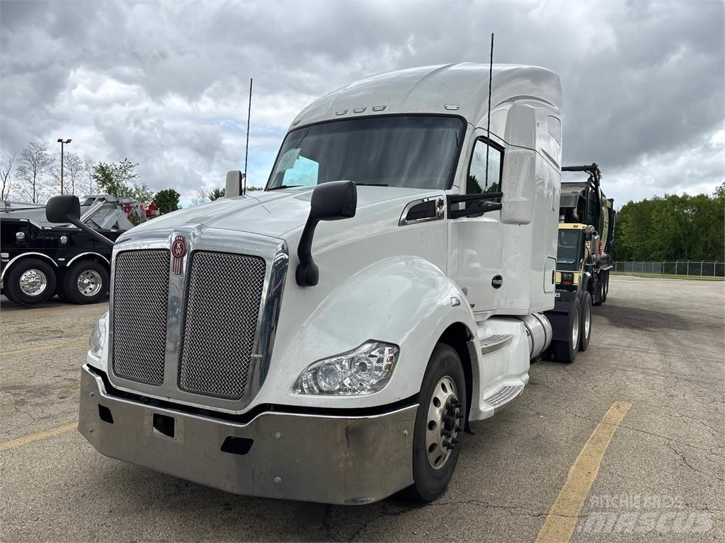 Kenworth T680 Sattelzugmaschinen