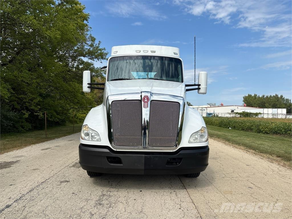 Kenworth T680 Andere Fahrzeuge