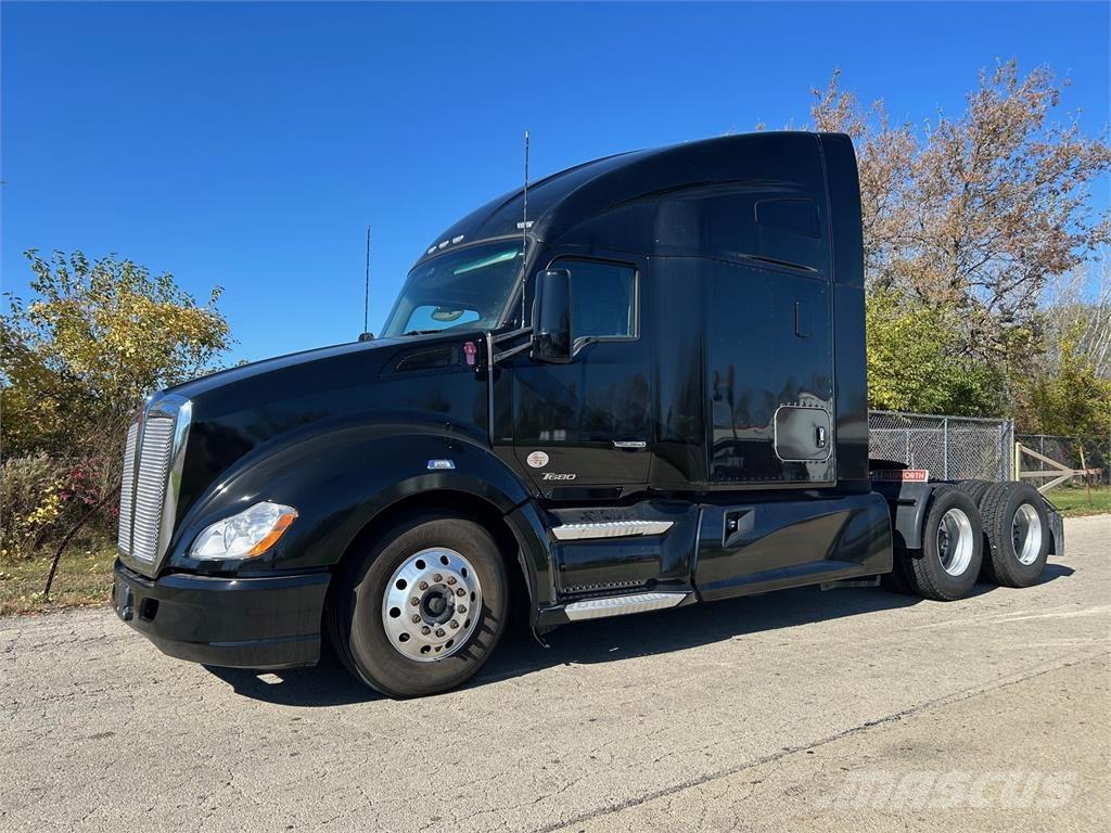 Kenworth T680 Andere Fahrzeuge
