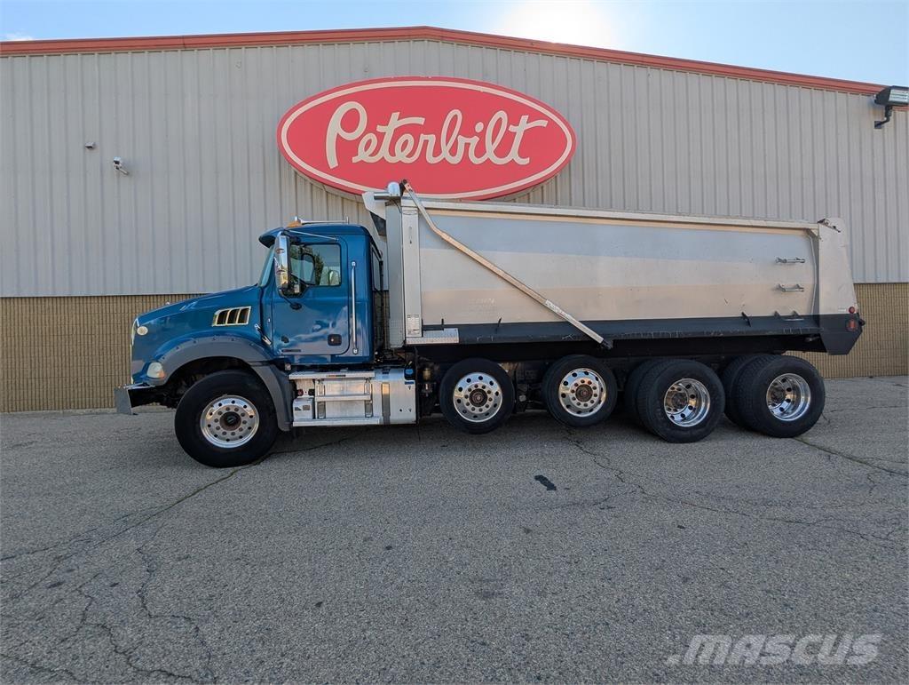 Mack GRANITE Andere Fahrzeuge