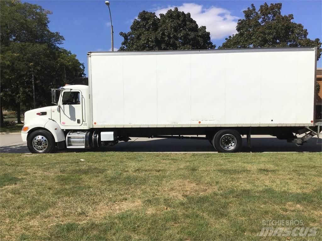 Peterbilt 337 Kofferaufbau