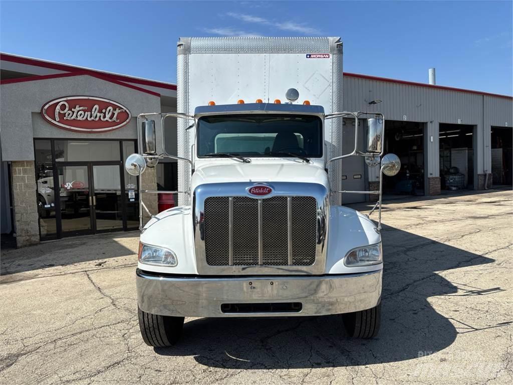 Peterbilt 337 Kofferaufbau