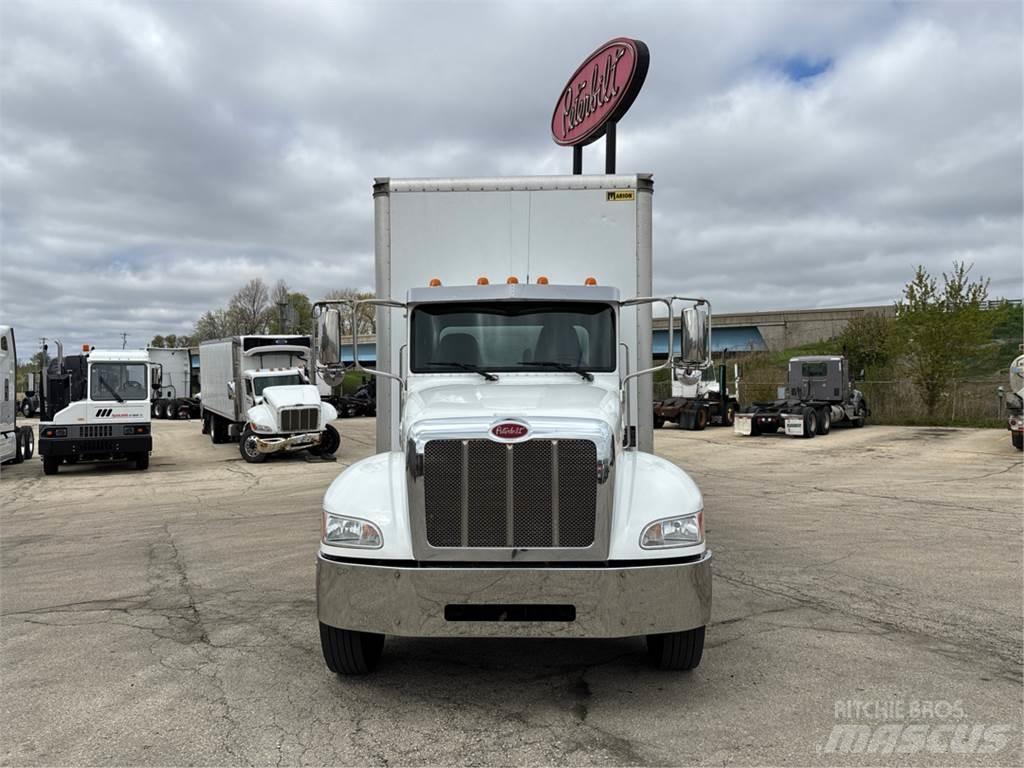 Peterbilt 337 Kofferaufbau