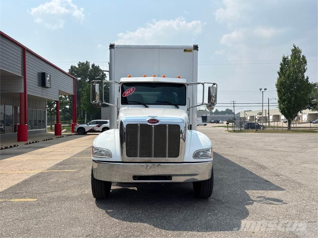 Peterbilt 337 Andere Fahrzeuge