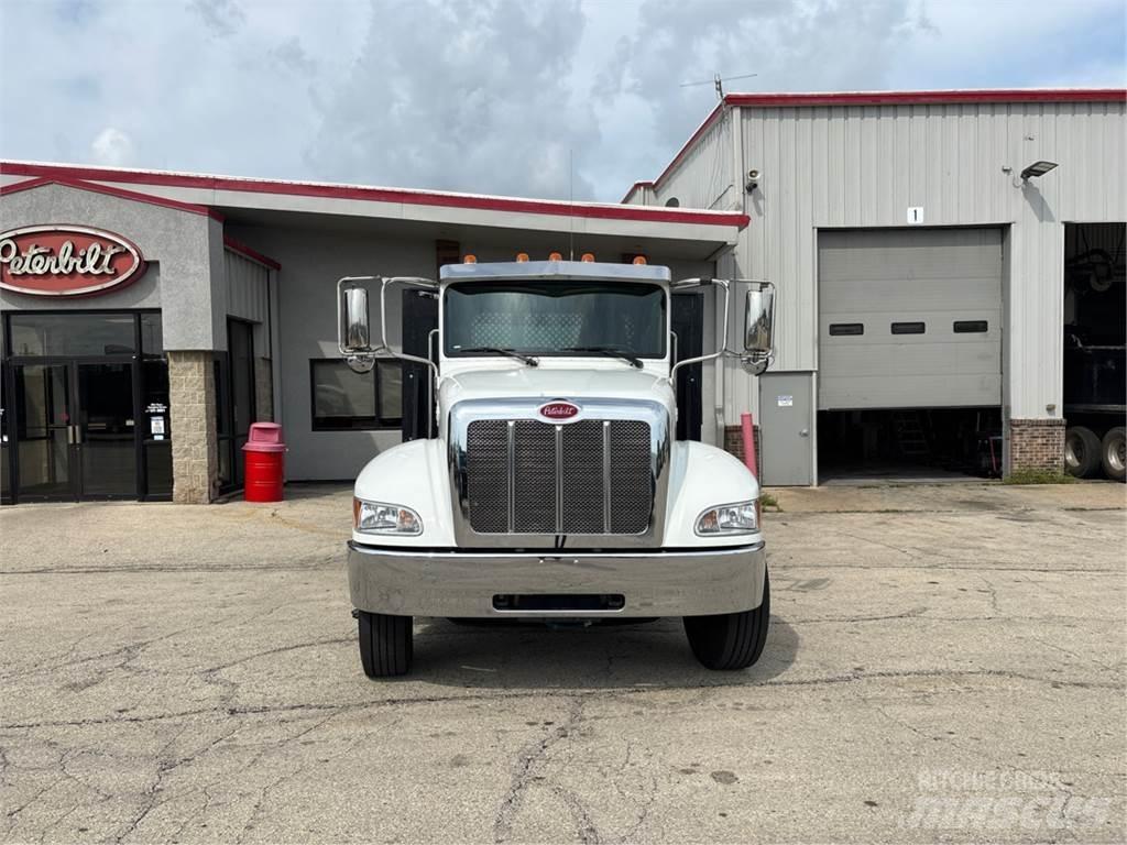 Peterbilt 337 Andere Fahrzeuge