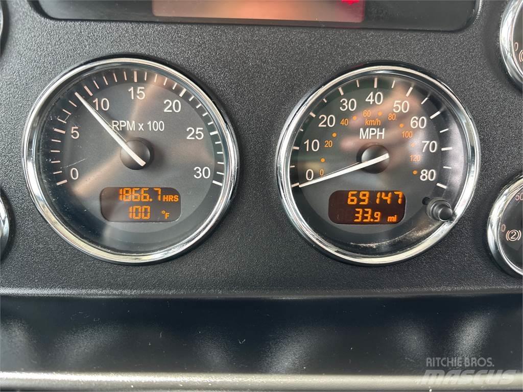 Peterbilt 337 Andere Fahrzeuge