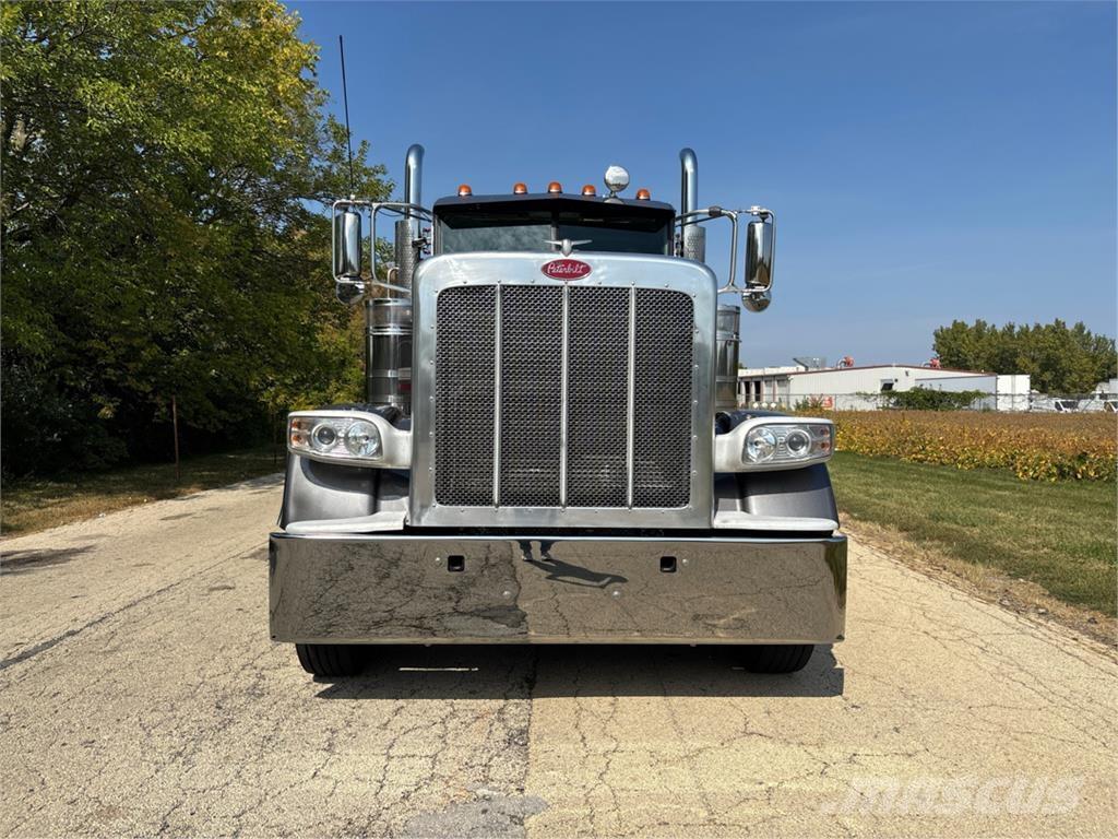 Peterbilt 389 Andere Fahrzeuge