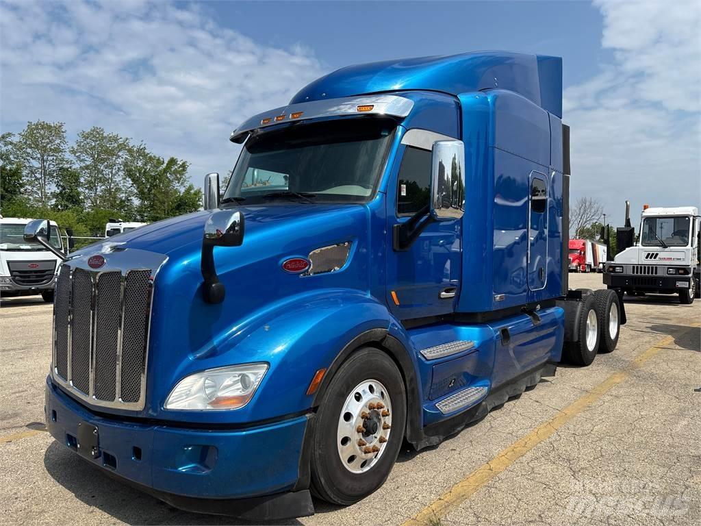 Peterbilt 579 Andere Fahrzeuge
