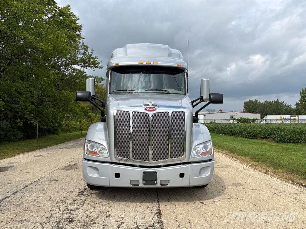 Peterbilt 579 Andere Fahrzeuge