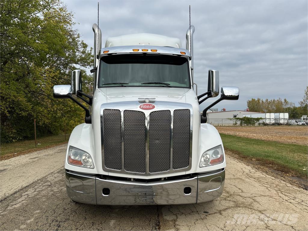Peterbilt 579 Andere Fahrzeuge