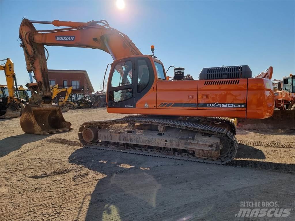 Doosan DX420LC Raupenbagger