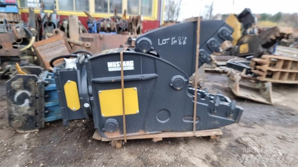 Mustang RH20 Hammer / Brecher