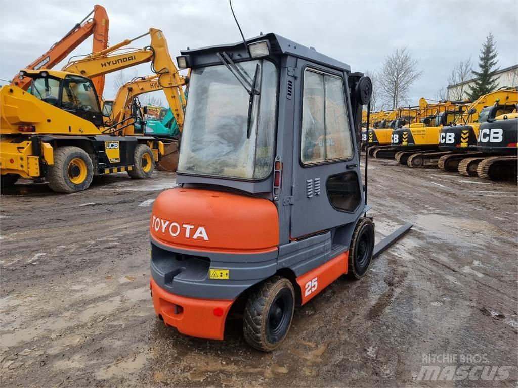 Toyota FD25 Diesel heftrucks