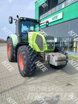 CLAAS Axion 820 Traktoren