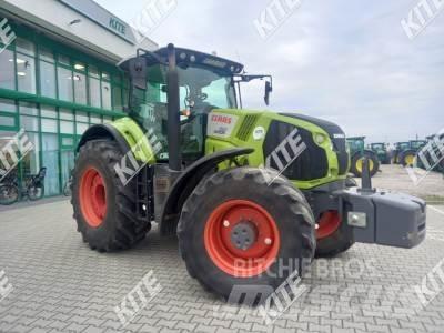 CLAAS Axion 850 Traktoren