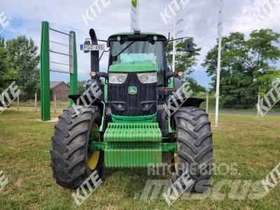John Deere 6175M Traktoren